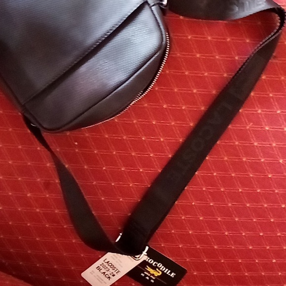 Lacoste black purse - Picture 3 of 3